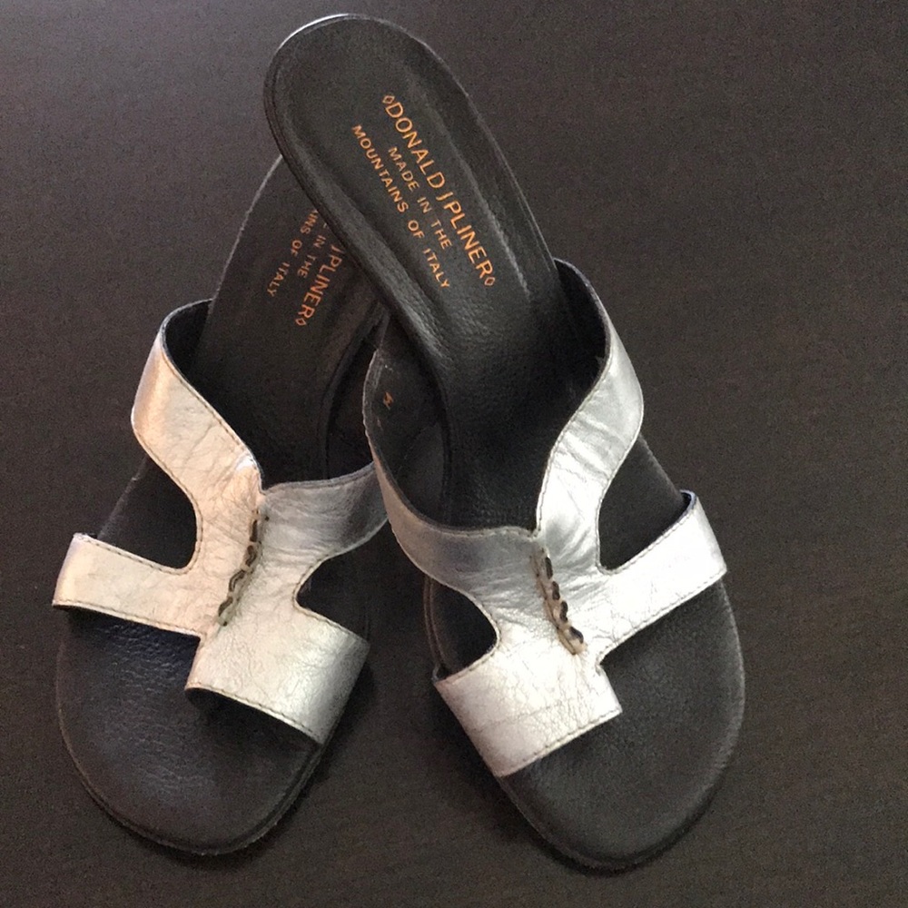 Donald J Pliner Leather Sandals